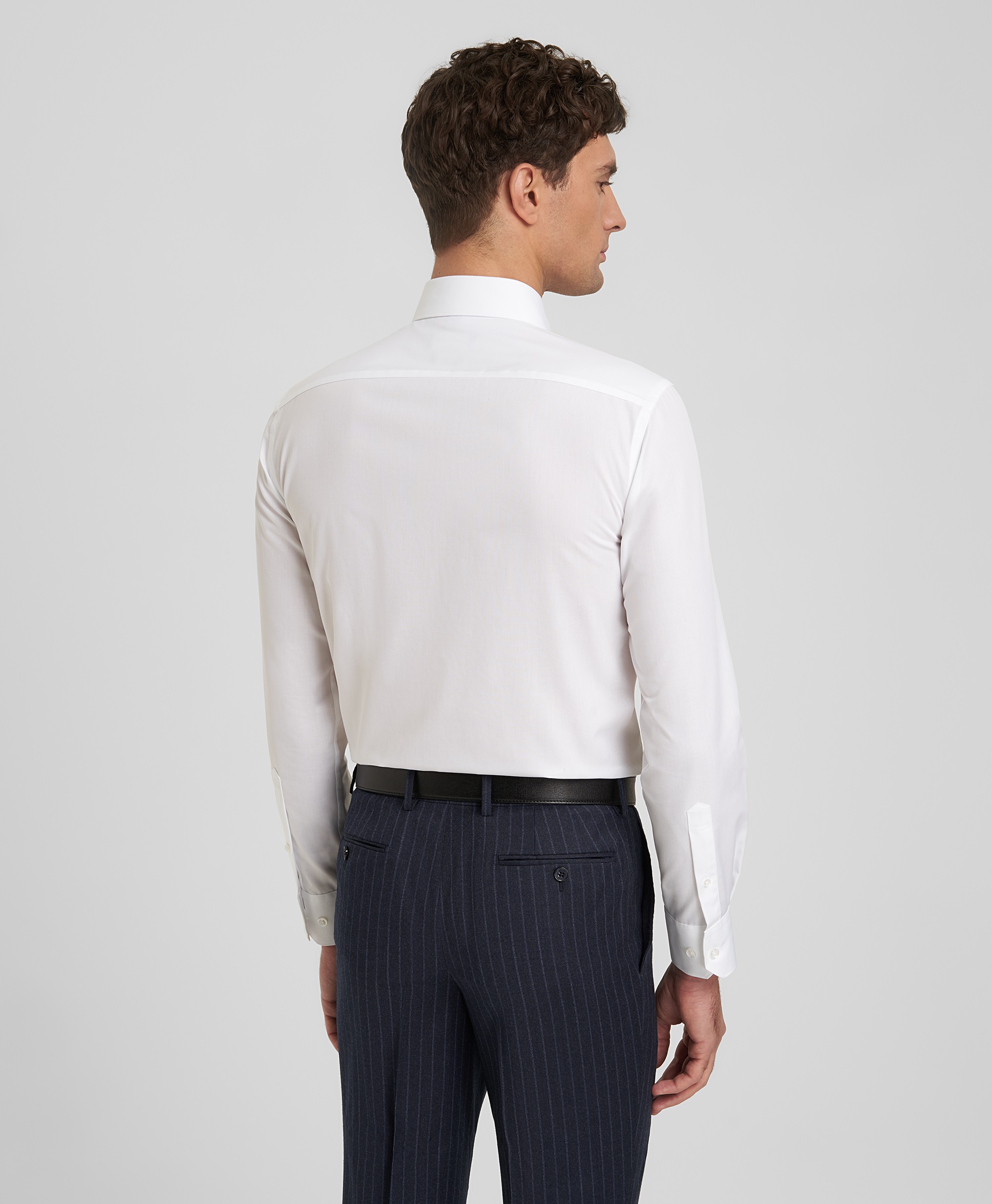 Рубашка хлопковая, не требует утюжки, прямой силуэт