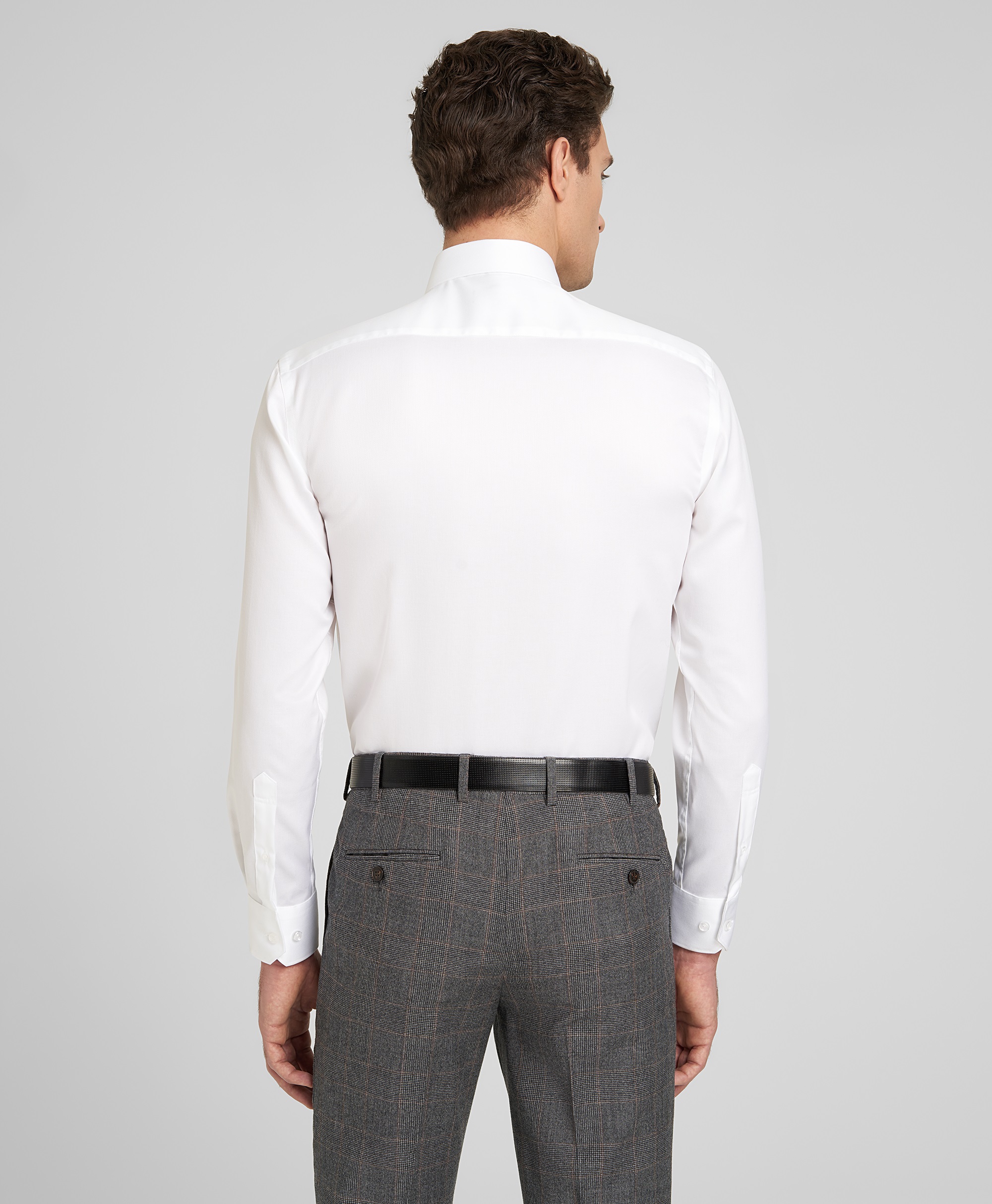 Рубашка хлопковая, легкая в уходе, прямой силуэт