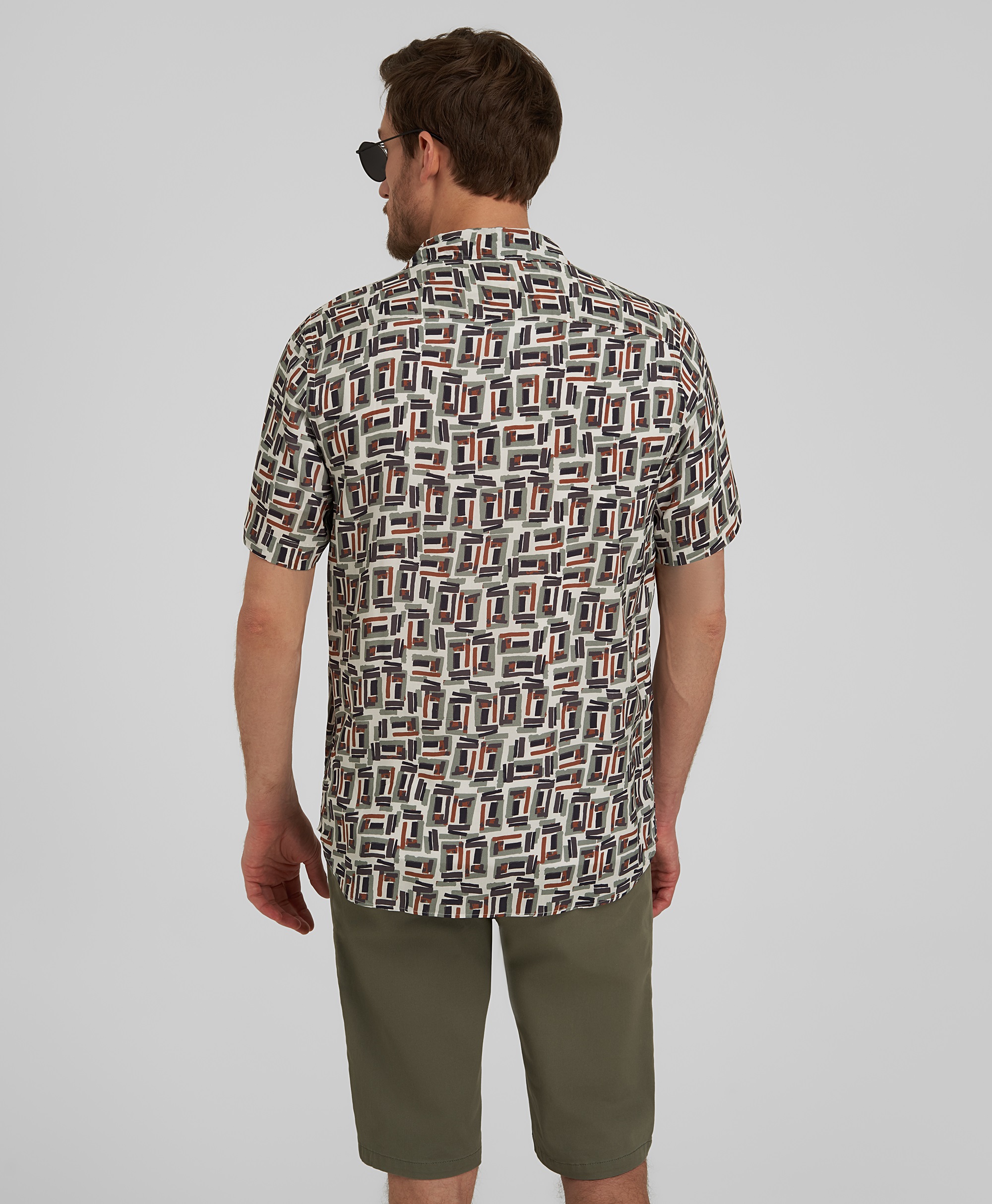 Рубашка из вискозы, прямой силуэт