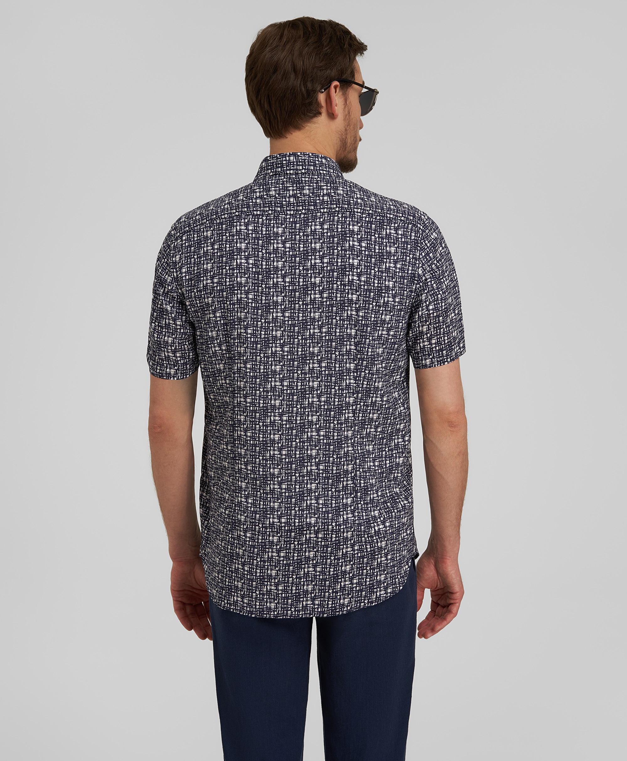 Рубашка из вискозы, полуприлегающий силуэт