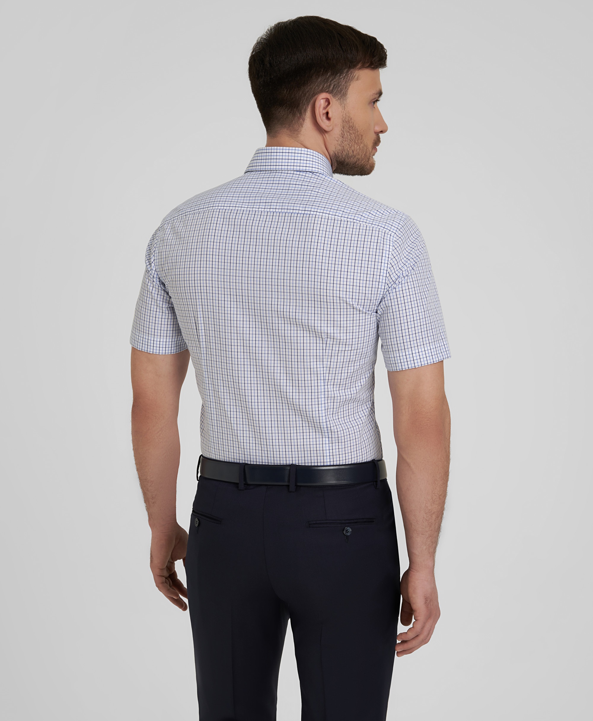 Рубашка хлопковая, не требует утюжки, полуприлегающий силуэт