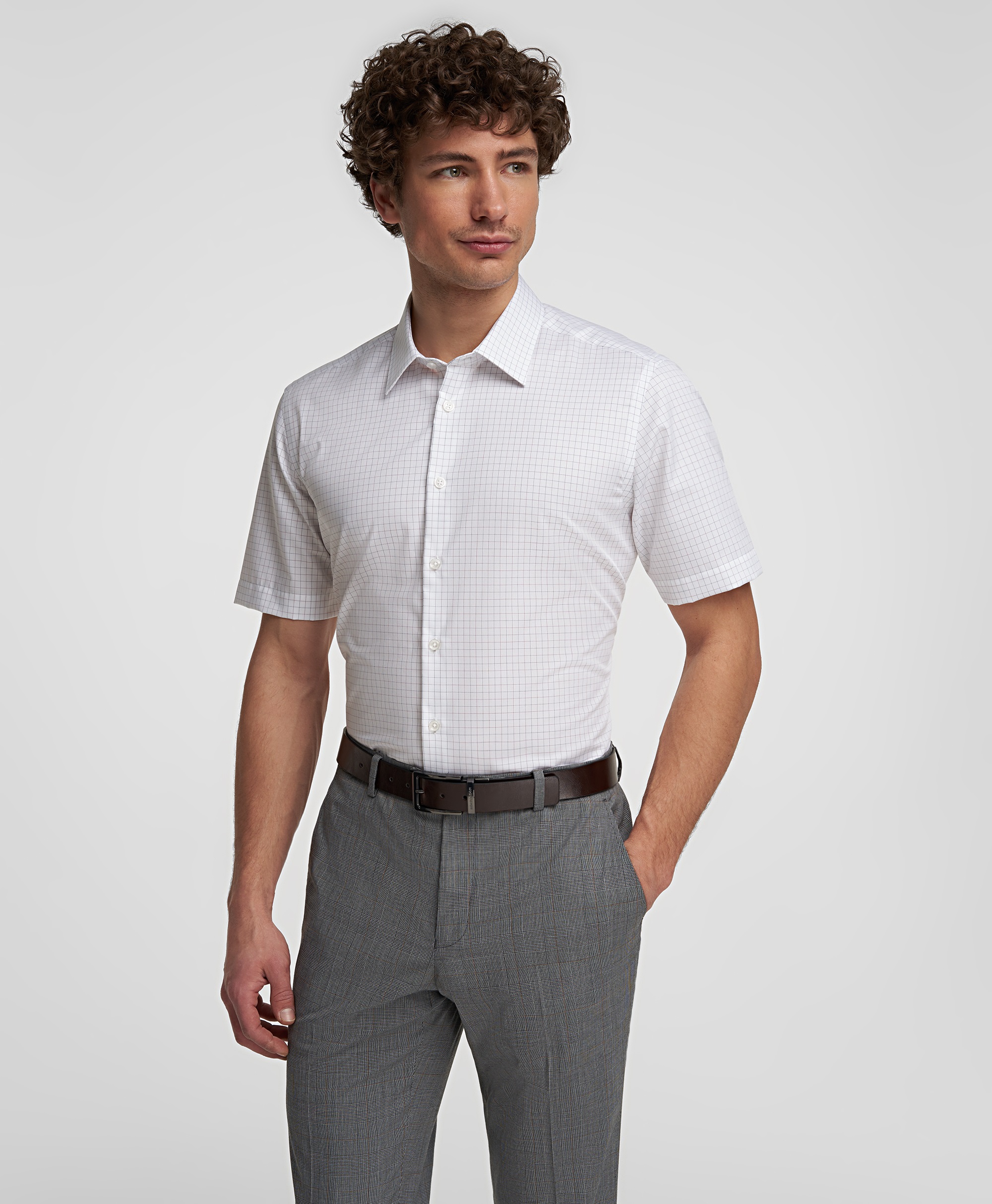 Рубашка хлопковая, не требует утюжки, полуприлегающий силуэт