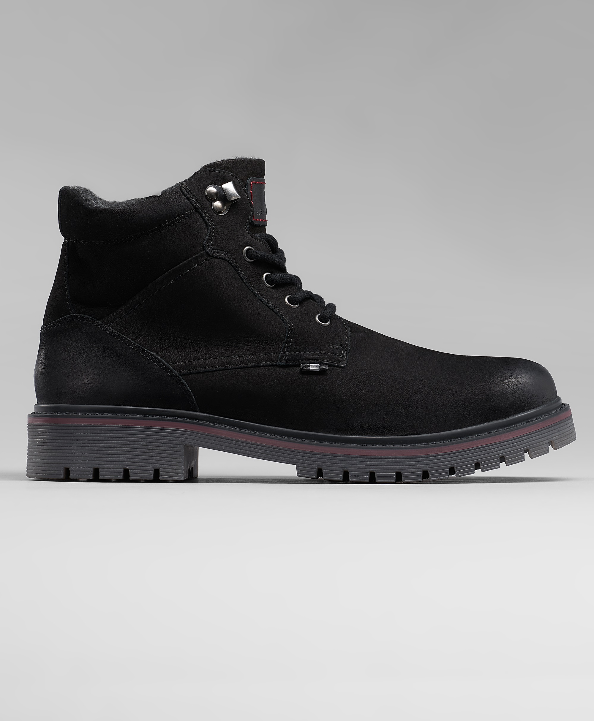 Ботинки утеплённые