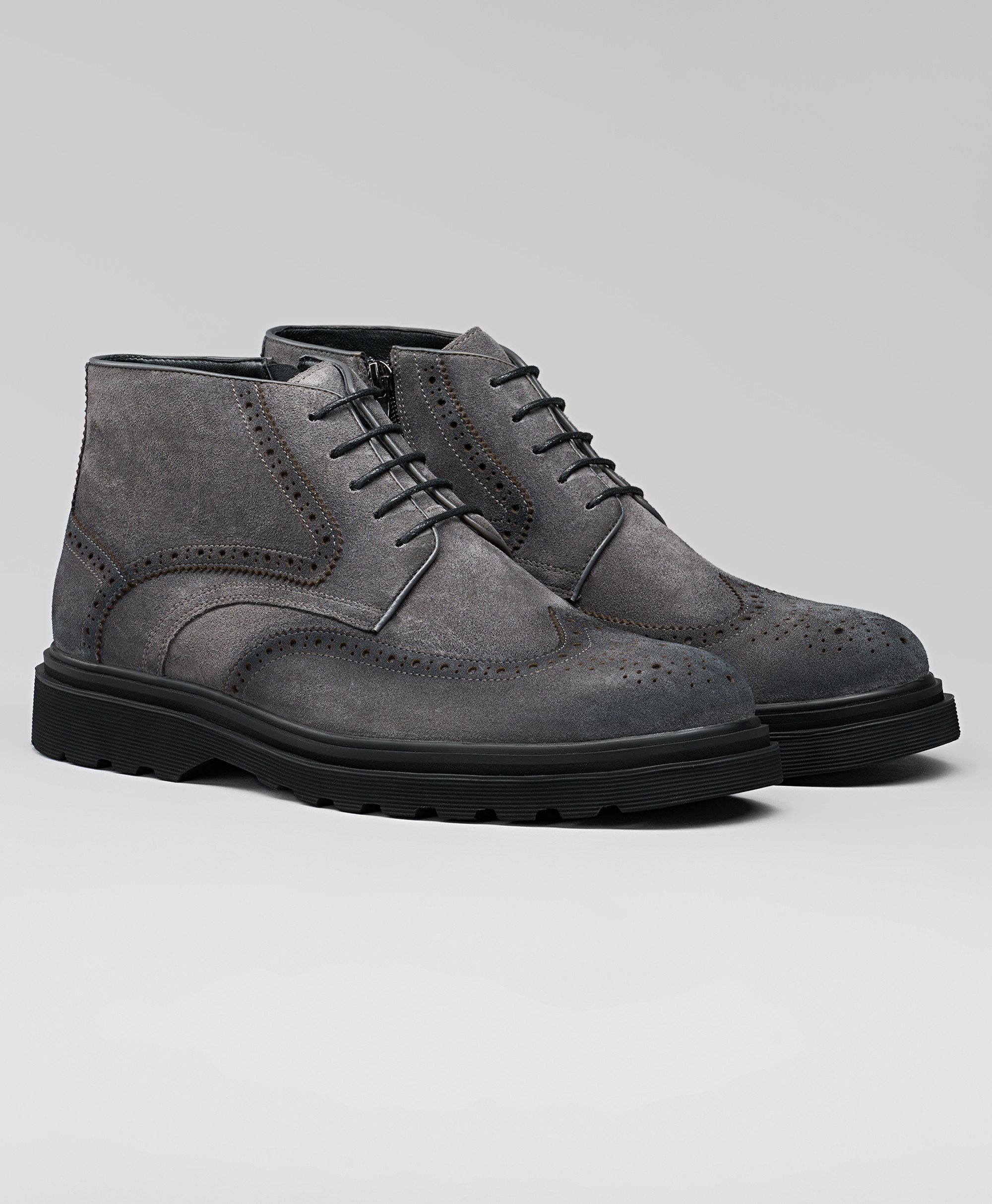 Ботинки на облегченной подошве