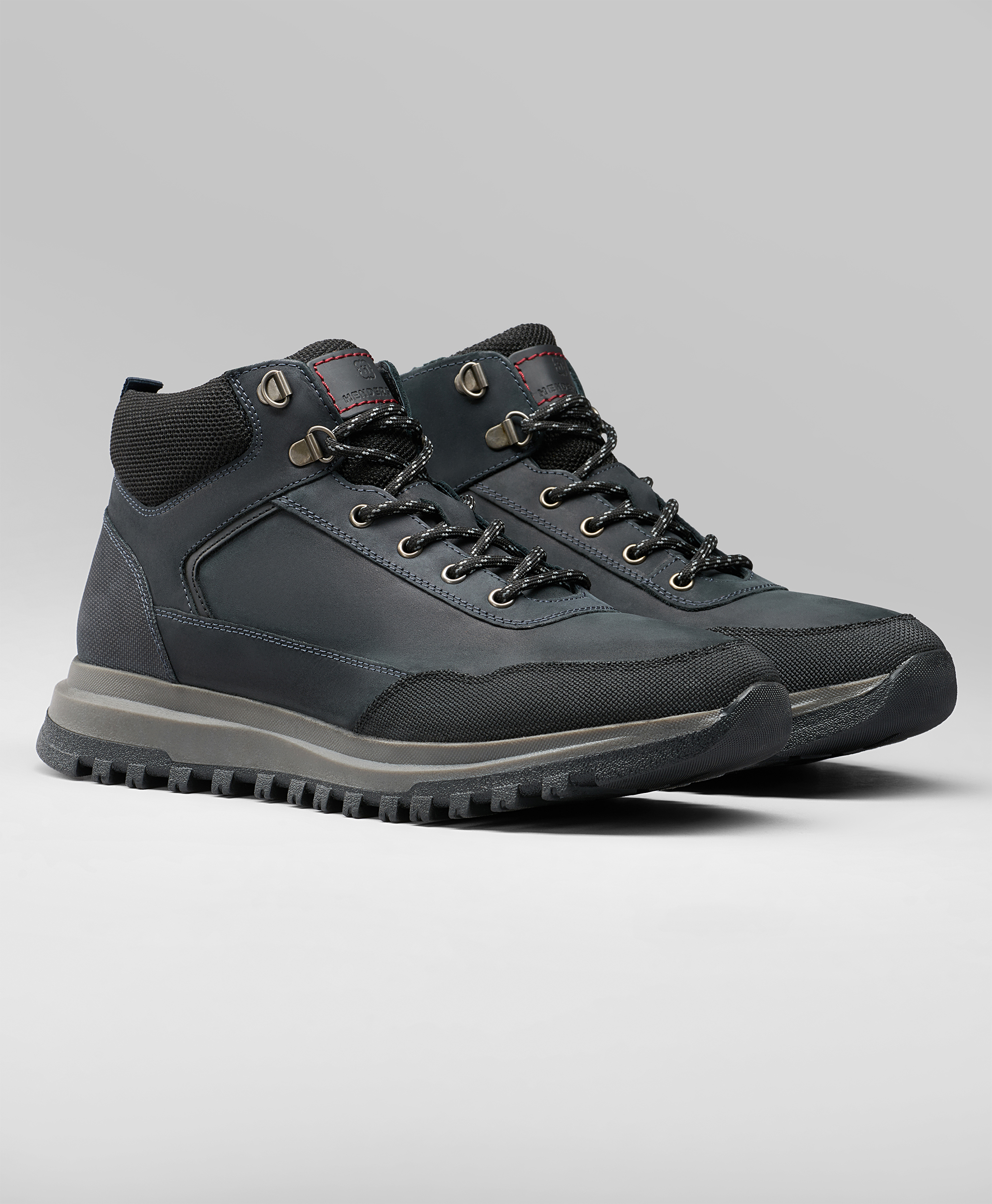 Ботинки-хайкеры