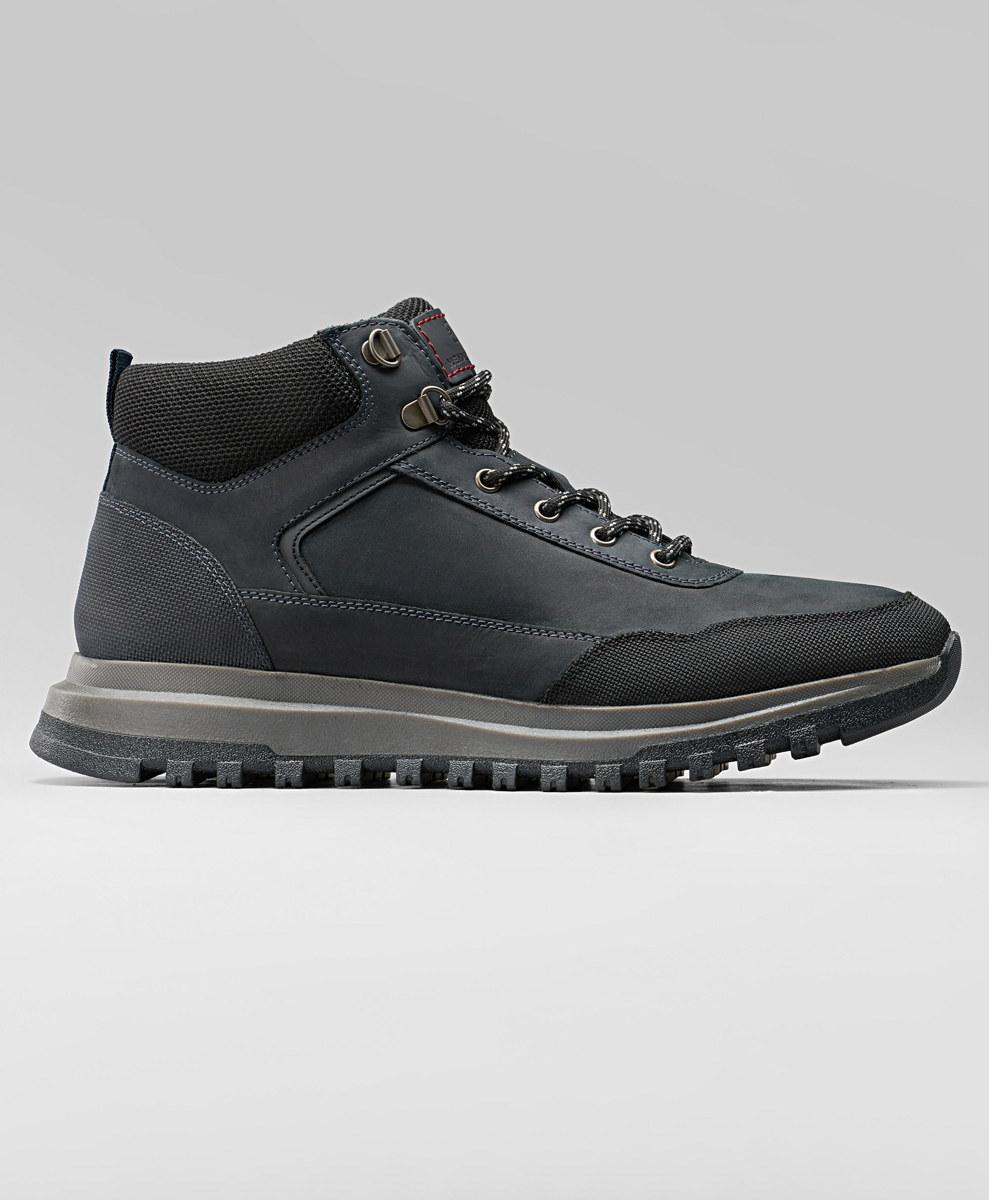 Ботинки-хайкеры