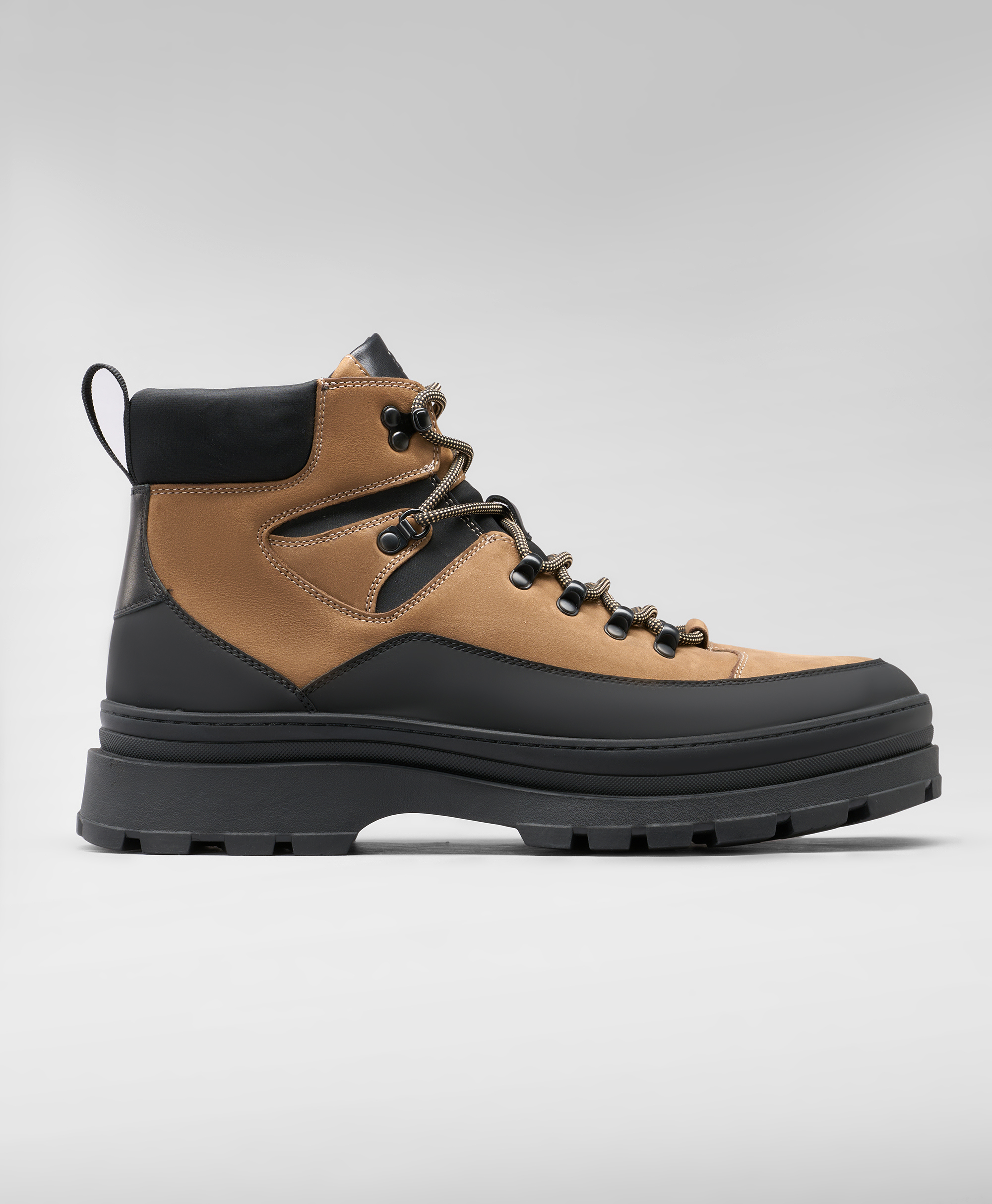 Ботинки утеплённые