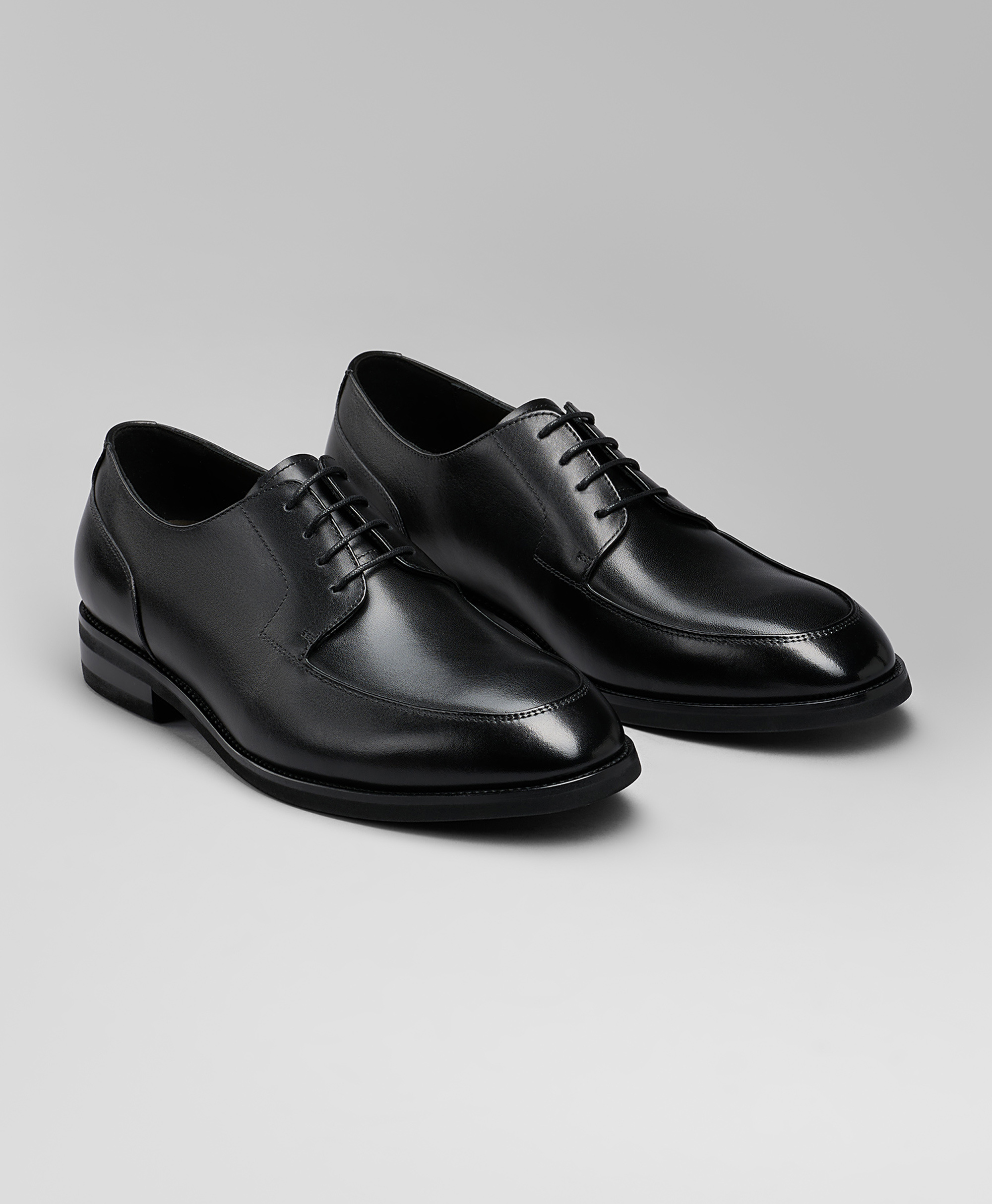 Обувь HENDERSON