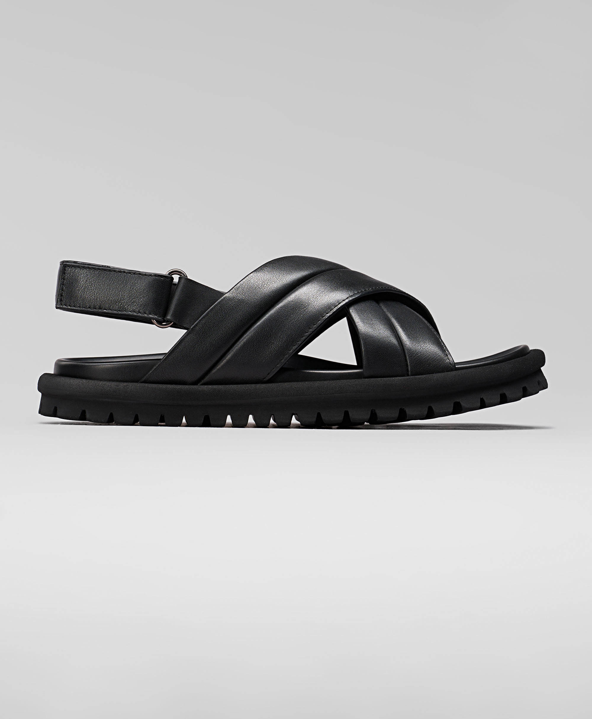 Сандалии HENDERSON  Студио