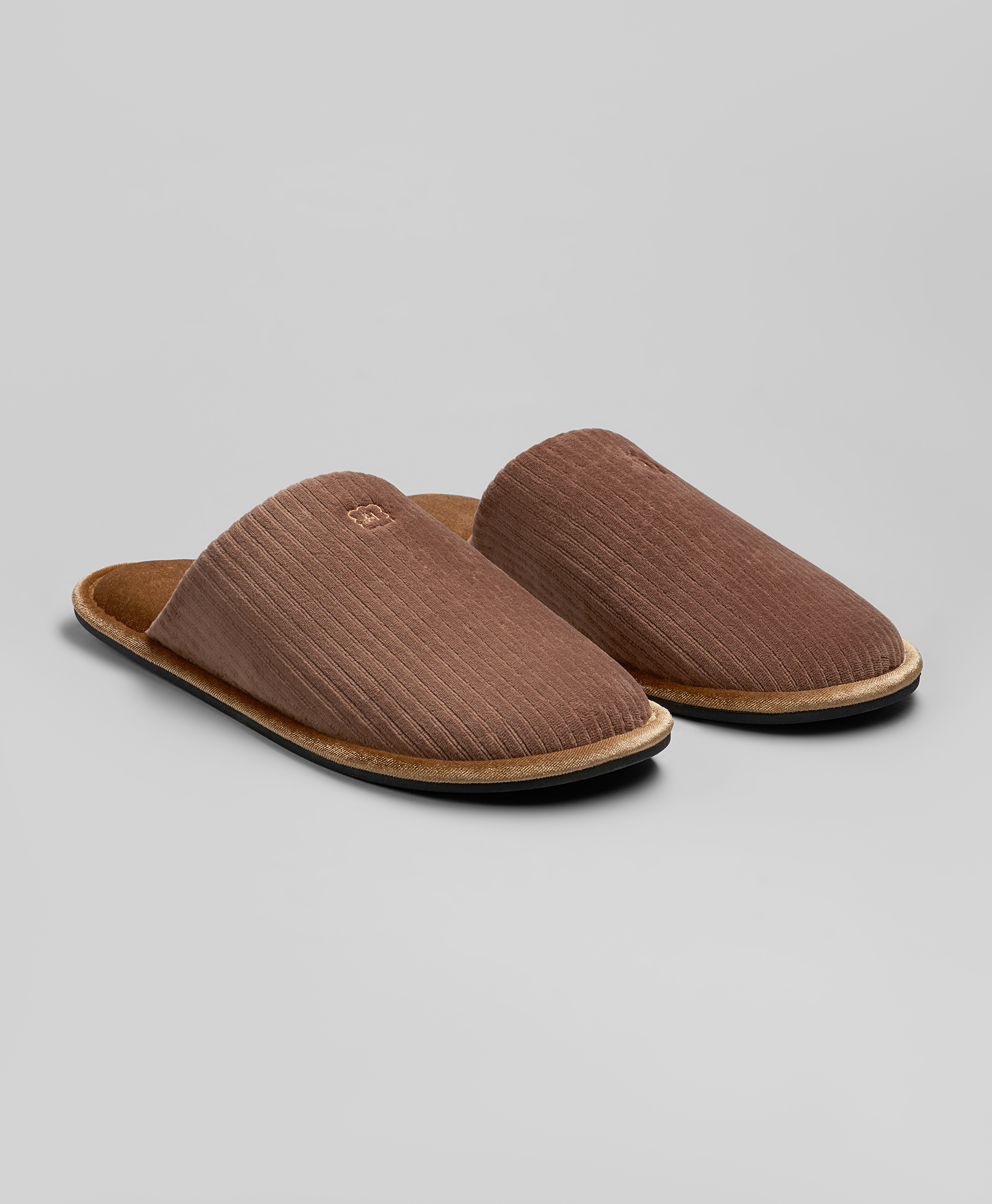 Тапочки HENDERSON