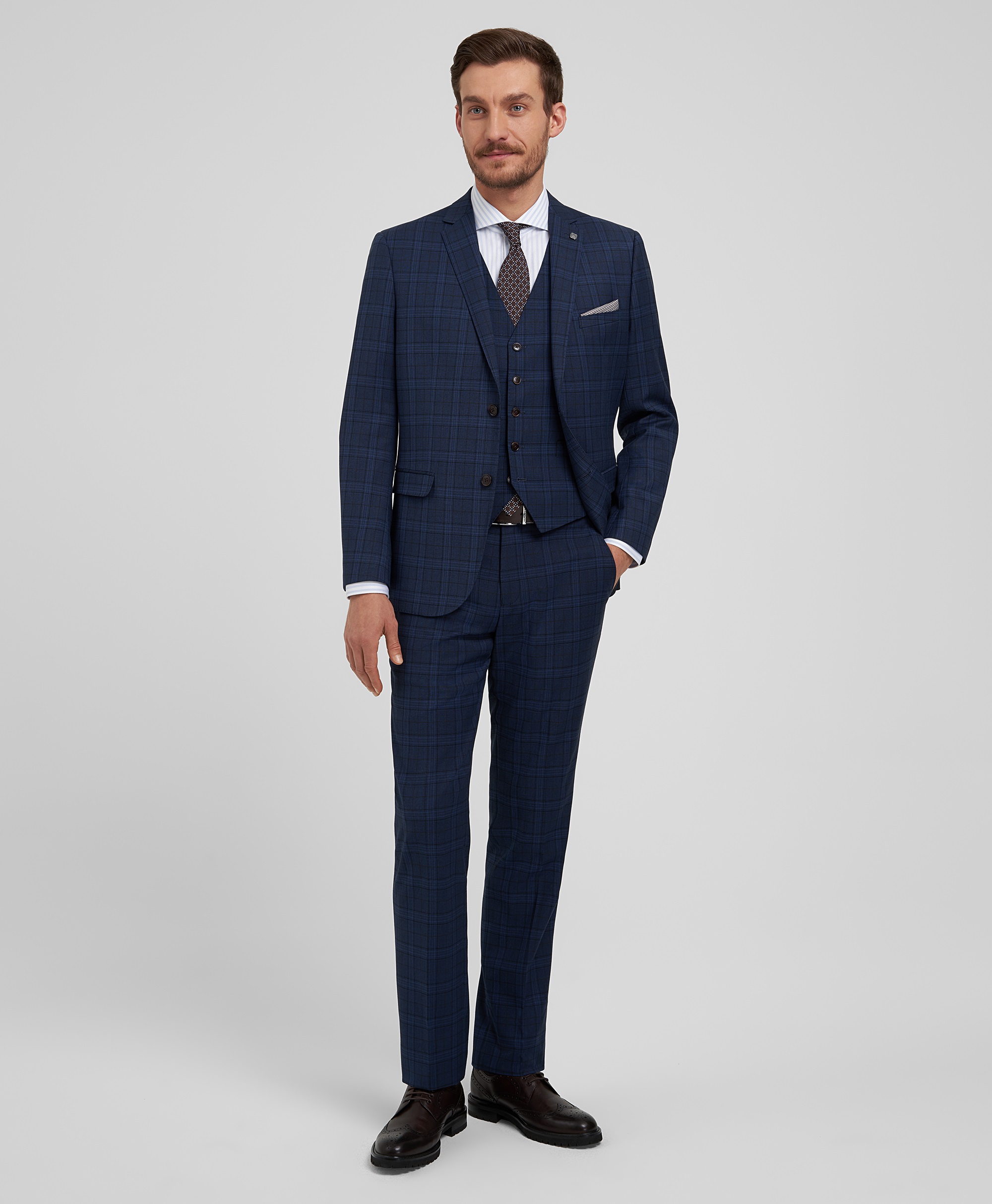 Брюки костюмные из эластичной ткани, прямой силуэт