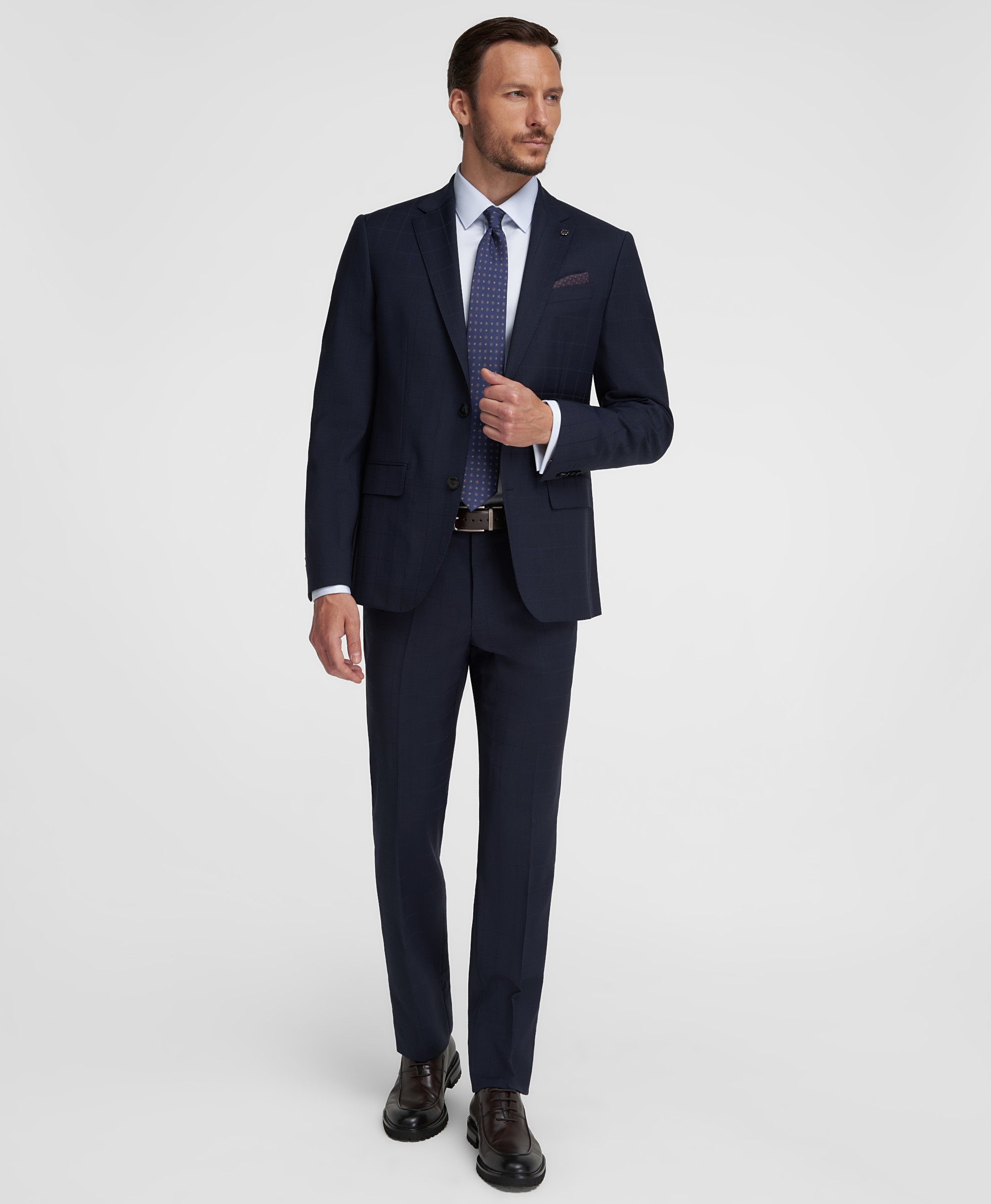 Брюки костюмные из эластичной ткани, прямой силуэт