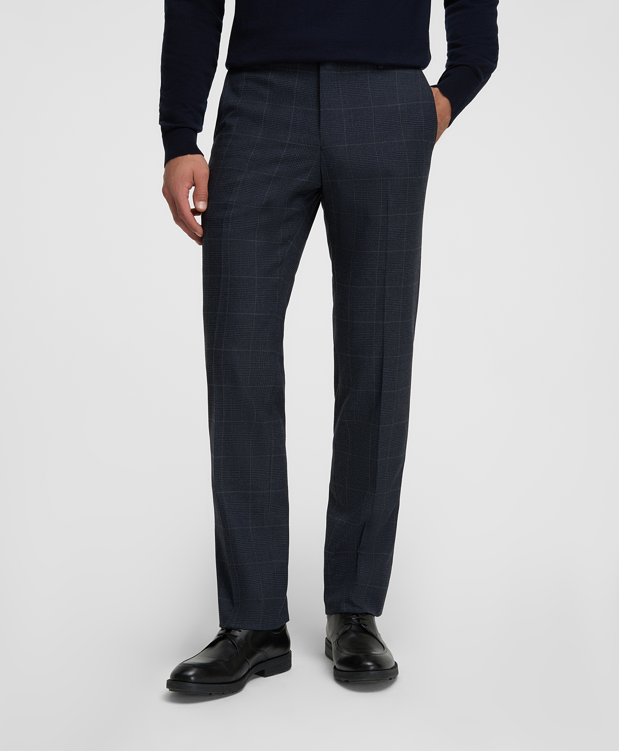 Брюки костюмные из эластичной ткани, прилегающий силуэт