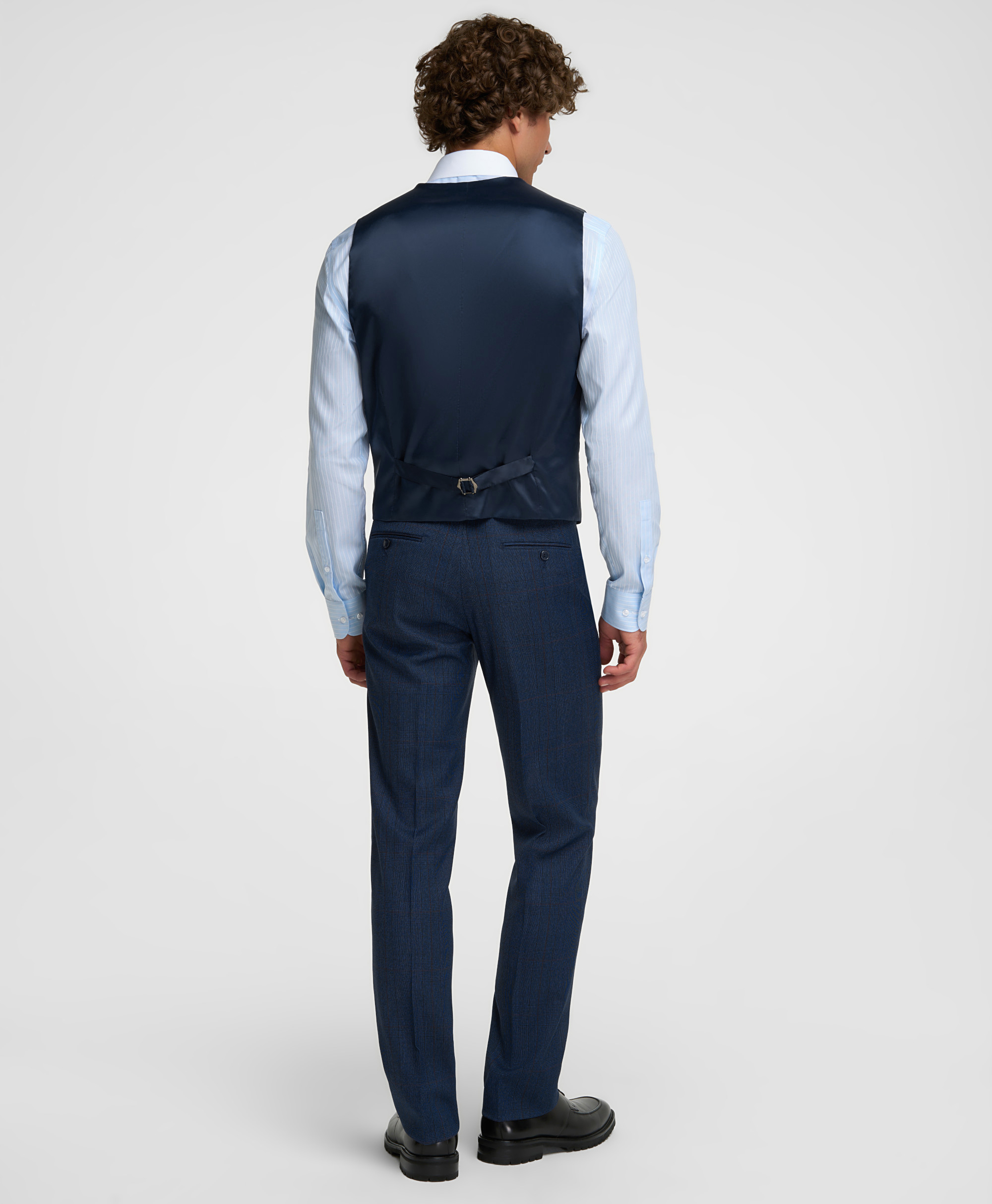 Жилет костюмный из эластичной ткани