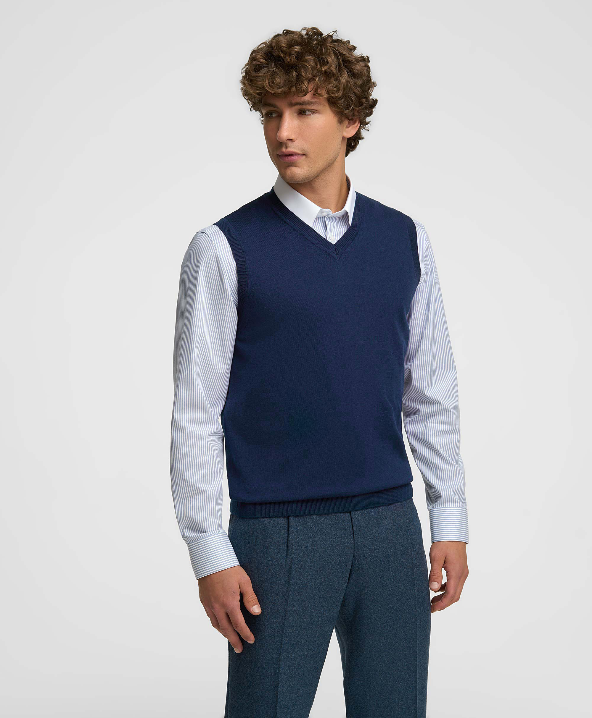 Жилет трикотажный