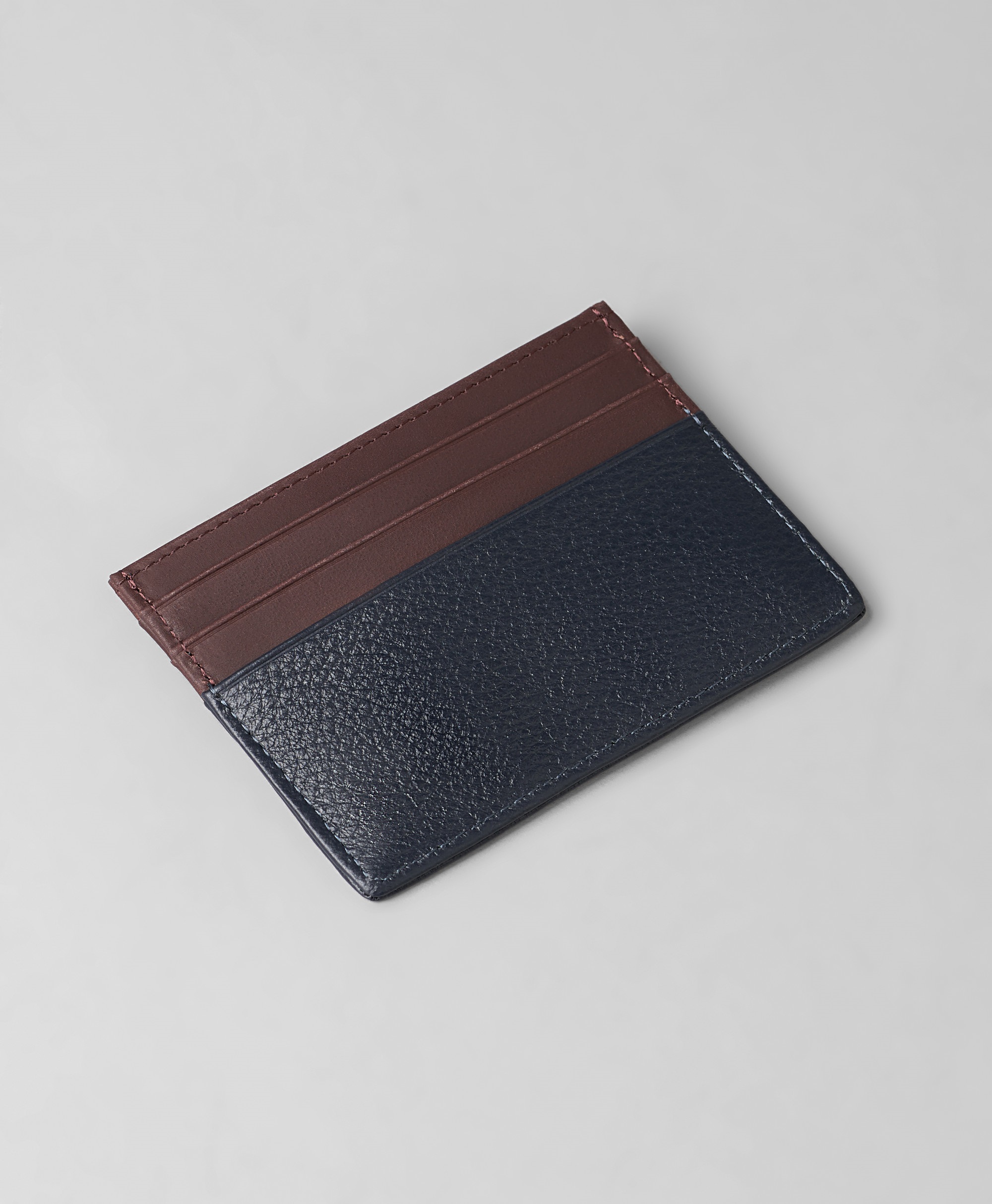 Визитница с RFID-защитой