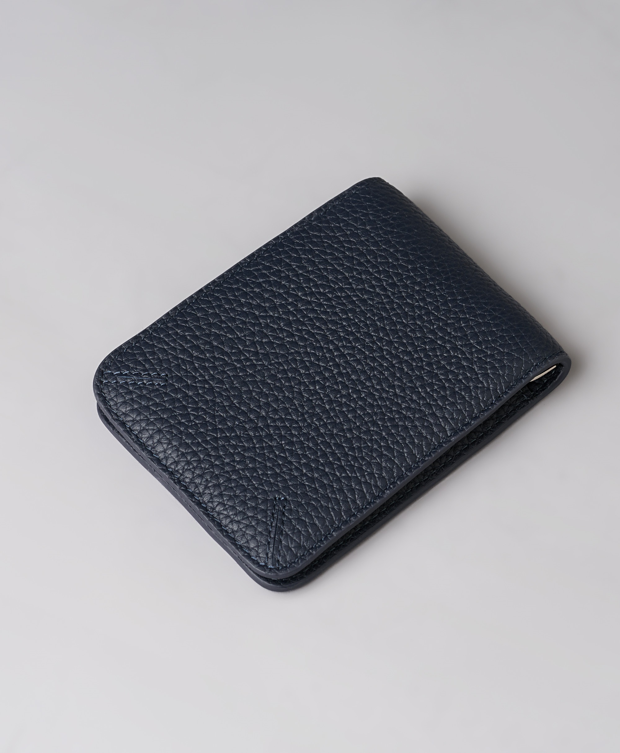 Зажим для денег с RFID-защитой