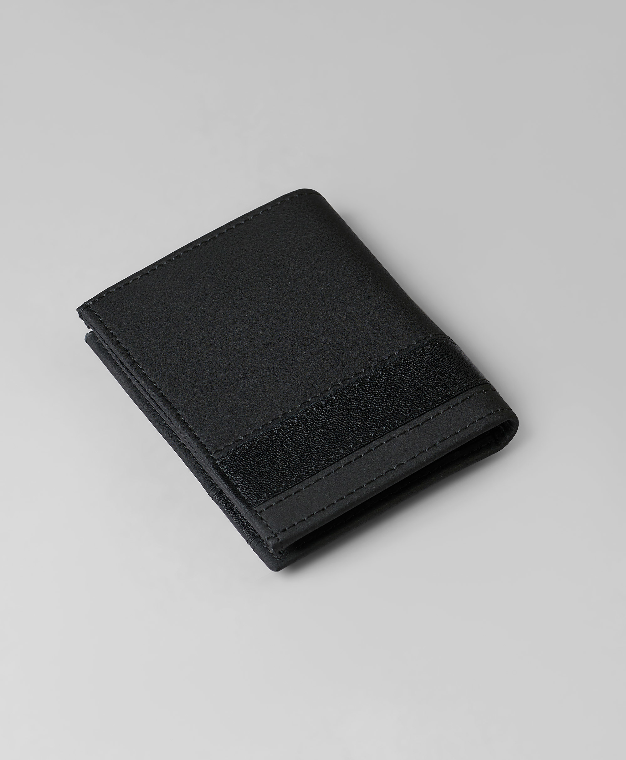 Визитница с RFID-защитой